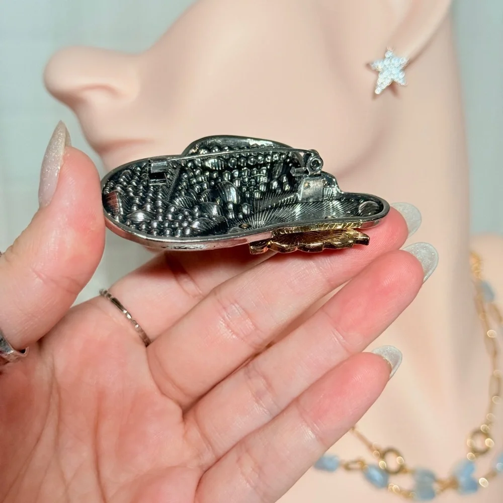 ⚜️ Crystal Rose Hat Brooch